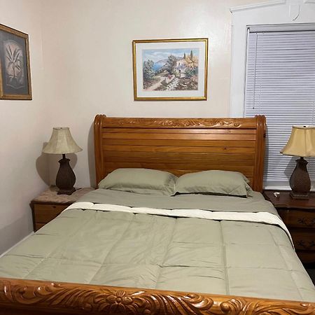 Victorian Palace-Pecan Room East Orange Luaran gambar